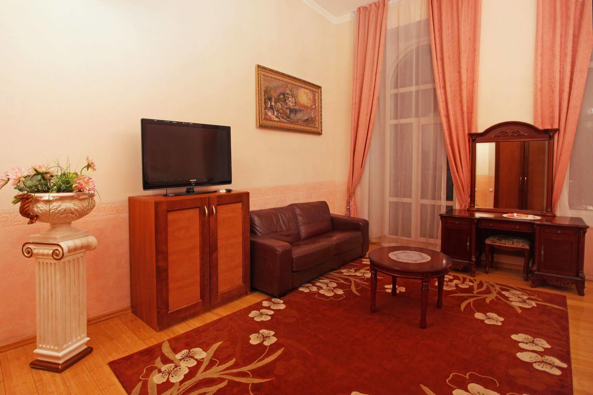Ekaterina Hotel โอเดสซา ภายนอก รูปภาพ